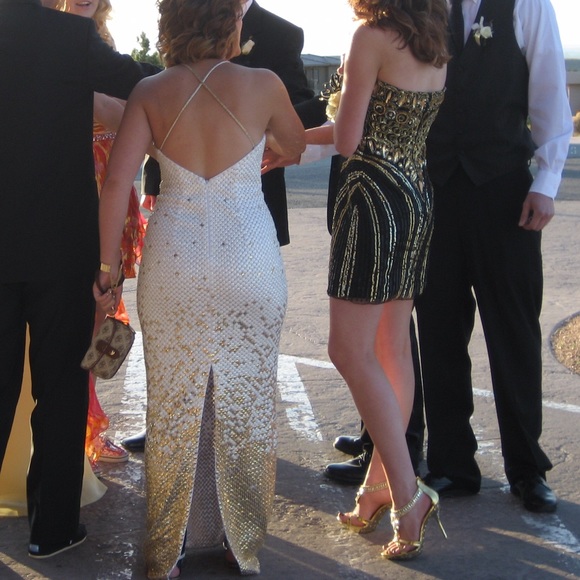 Sherri Hill Prom Dress - Picture 4 of 6