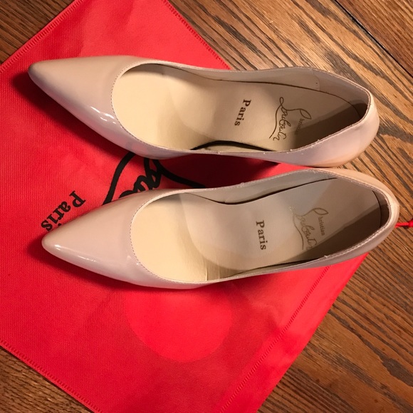 Beautiful nude pumps