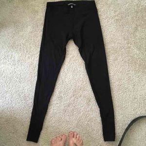 XS NWOT Victoria secret black leggings!