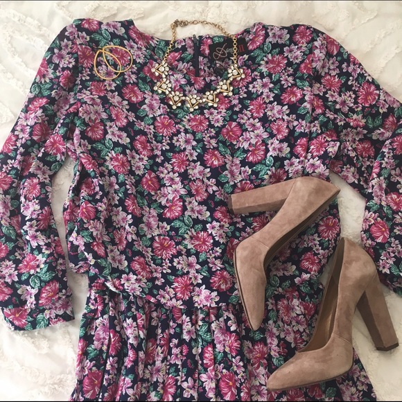 Pleated vintage floral dress