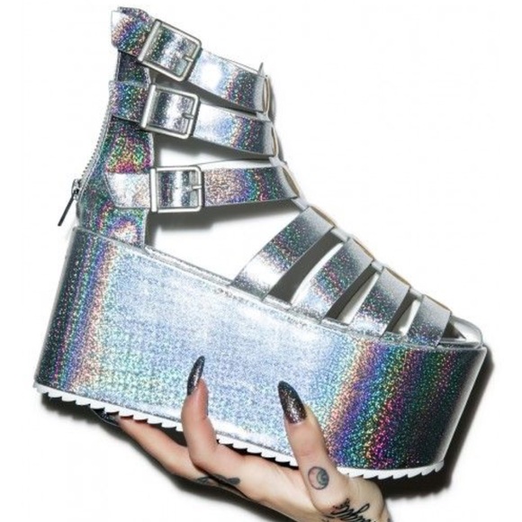 YRU Hologram Odyssey