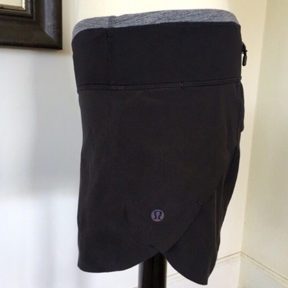 Lululemon bonded seam speed shorts