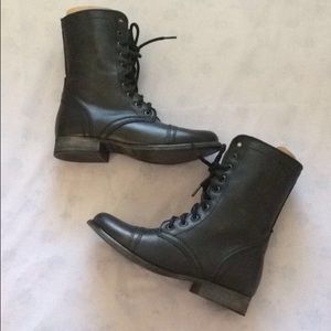 🚨FLASH SALE🚨 NWB SM Troopas