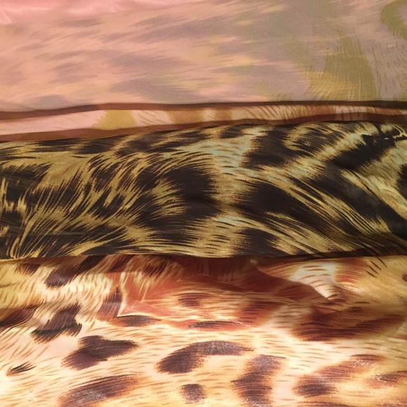 Dave and Johnny Prom Dress - Picture 5 of 8