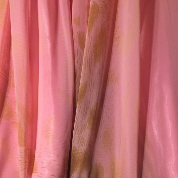 Dave and Johnny Prom Dress - Picture 6 of 8