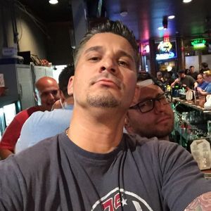 Meet your Posher, Angelo