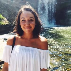 Meet your Posher, Hannah