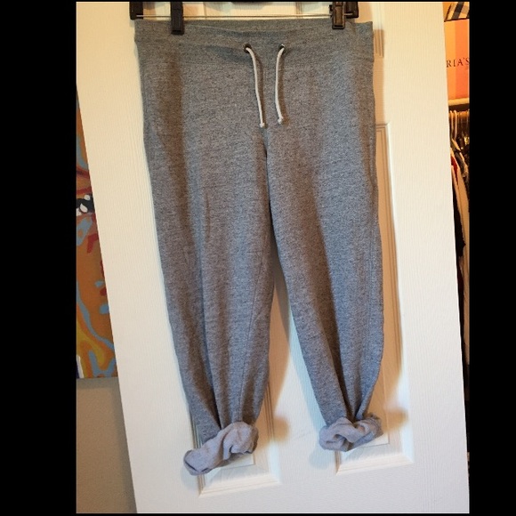 Grey sweats - Picture 2 of 3