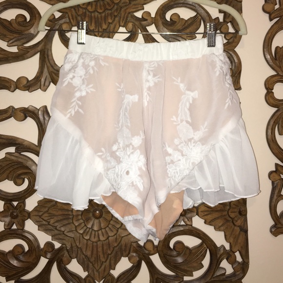 Lace nasty gal shorts