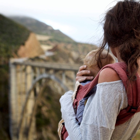 Meet your Posher, Hannah - Picture 2 of 2