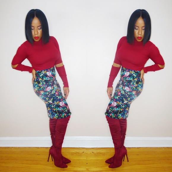 Floral Pencil Skirt - Picture 2 of 3