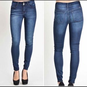 Kan Can Jeans