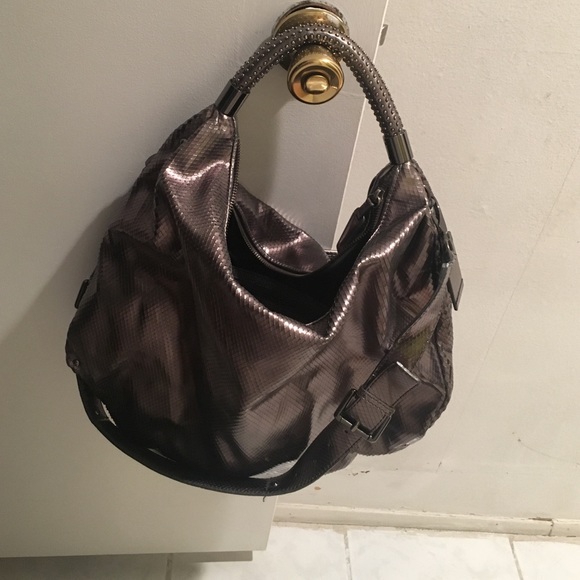 Used Kenneth Cole handbag in great condition