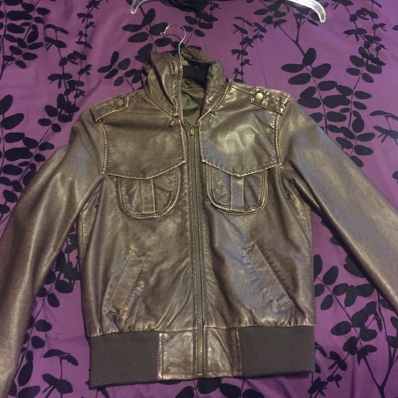 Kaitlyn leather jacket