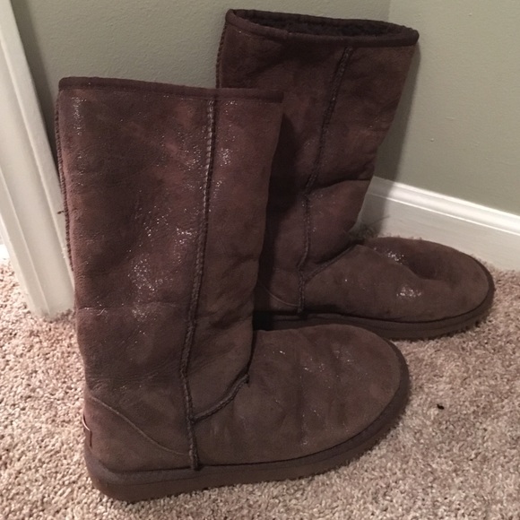 Paisley printed uggs! Great condition