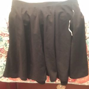 Black mid thigh skirt