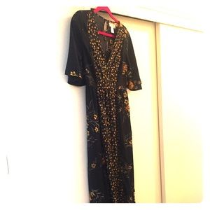 Ankle Length Short sleeved maxi with side slits