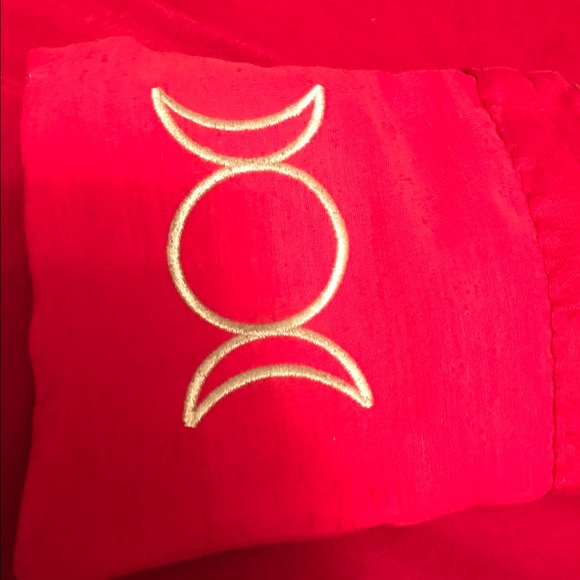 Runes with handmade bag - Picture 2 of 3