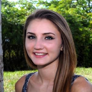 Meet your Posher, Jasenia