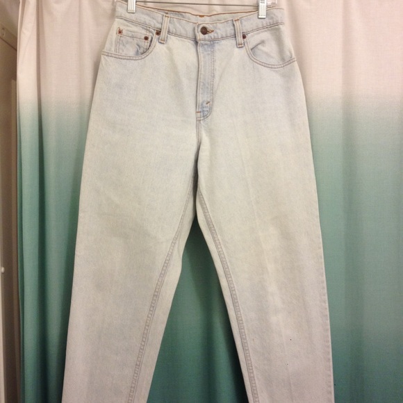 Vintage Levi's 551 Mom Jeans