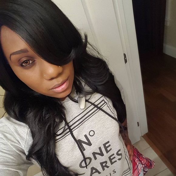 Meet your Posher, Macy - Picture 1 of 1