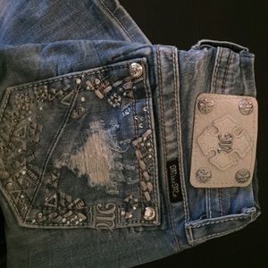 Light wash Miss Me jeans