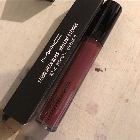 MAC LE Richly Revered cremesheen lipglass