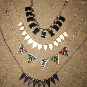 Lot of cute necklaces! Barely worn a few times