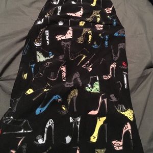OS LulaRoe shoe leggings