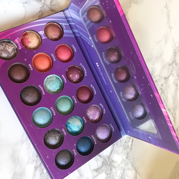 BH cosmetics galaxy chic palette
