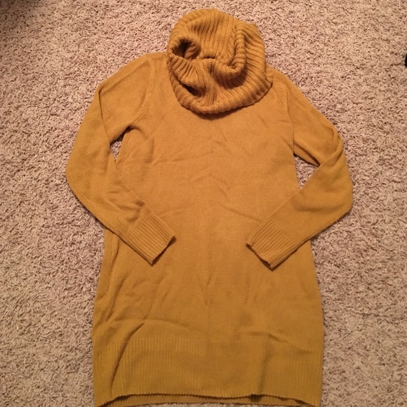 H&M sweater