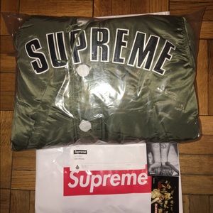 Supreme arc logo parka MSG BE4 PURCHASE