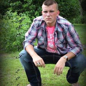Meet your Posher, Dustin