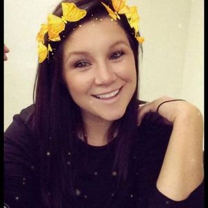 Meet your Posher, Victoria