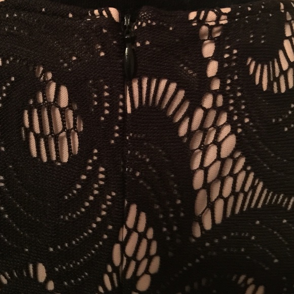 🌹Beautiful Dress sz 6🌹 - Picture 4 of 4