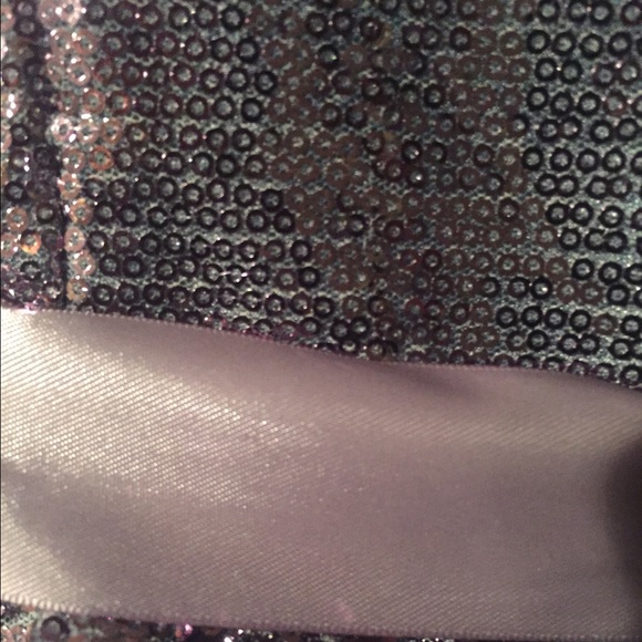 Hailey Logan by Adrianna Papell dress - Picture 5 of 5