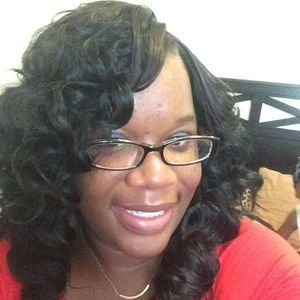 Meet your Posher, Angela