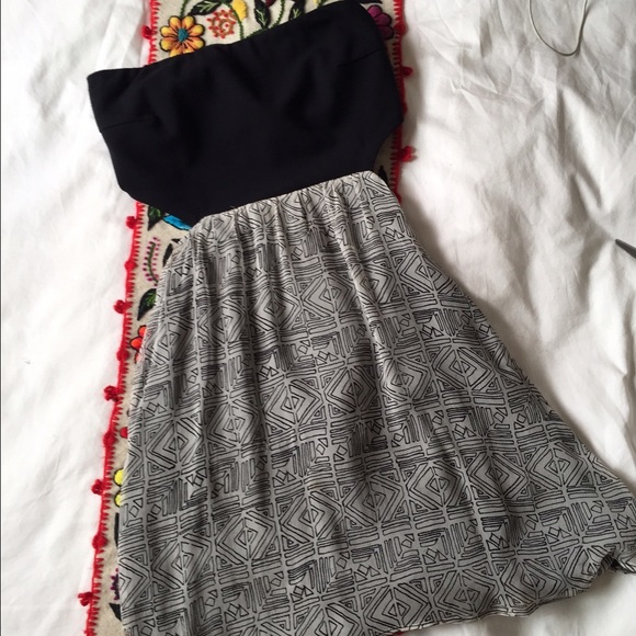 MYNE Ashley Ann strapless dress!