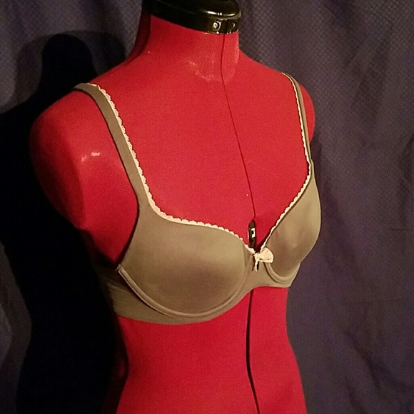 Victoria's Secret Body By Victoria lined demi bra.