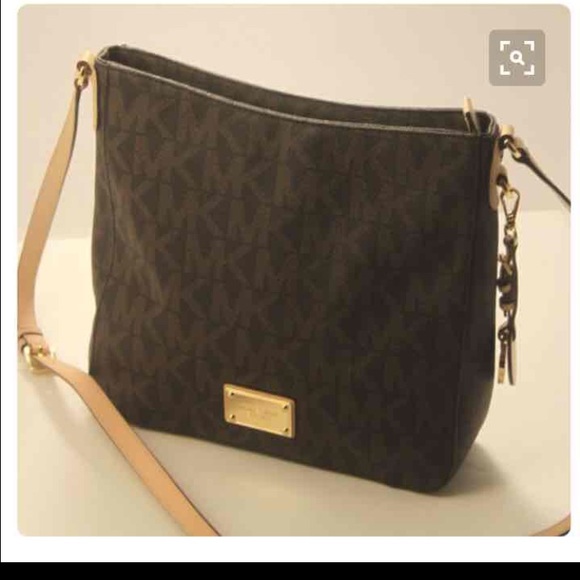Michael Kors Crossbody - Picture 1 of 4