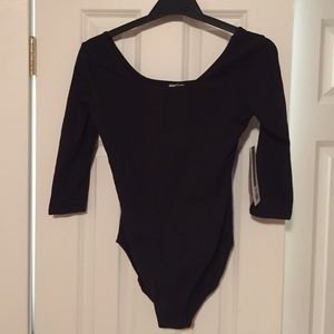 Black 3/4 sleeve women's leotard