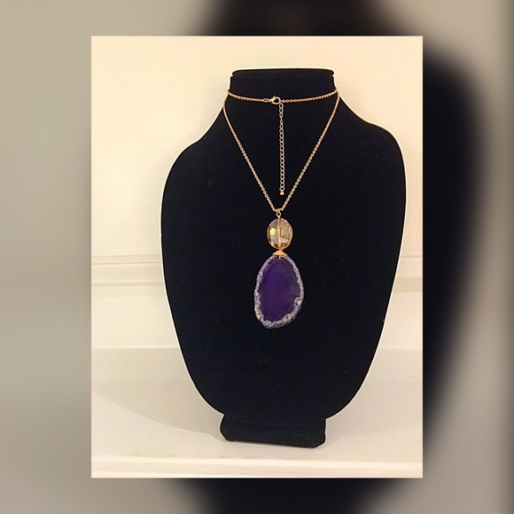 Agate Amethyst Swirl Pendant Necklace - Picture 3 of 3