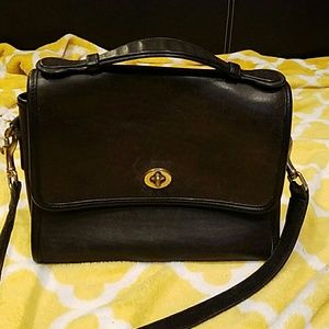Vintage coach crossbody bag