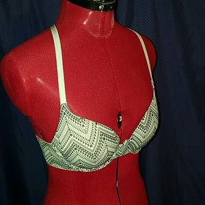 PINK/Victoria's Secret Multi-way push-up bra