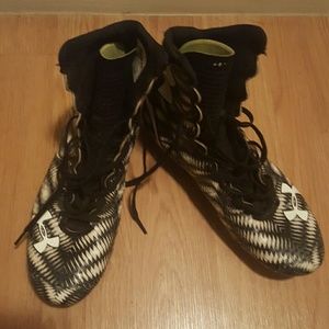 Football cleats
