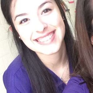 Meet your Posher, Violeta