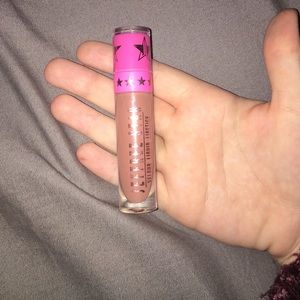 Jeffree star liquid lipstick in celebrity skin
