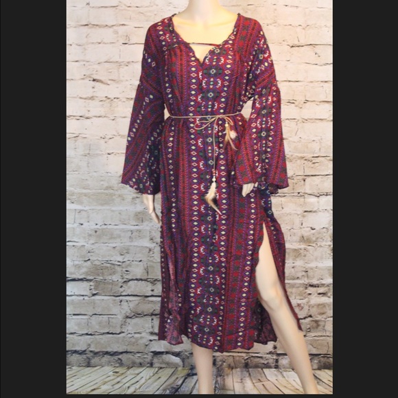 🌻🌻HOST PICK🌻🌻 BELL SLEEVE TRIBAL DRESS - Picture 4 of 4
