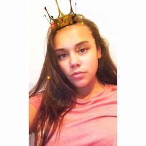 Meet your Posher, Juliana