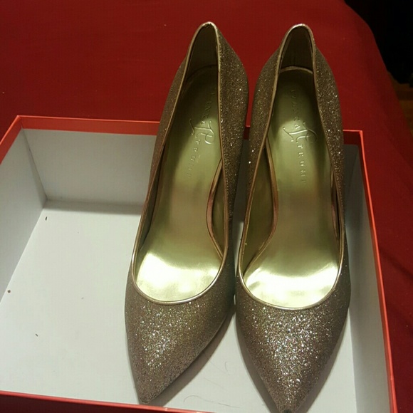 SHOES PUMPS - Picture 1 of 4